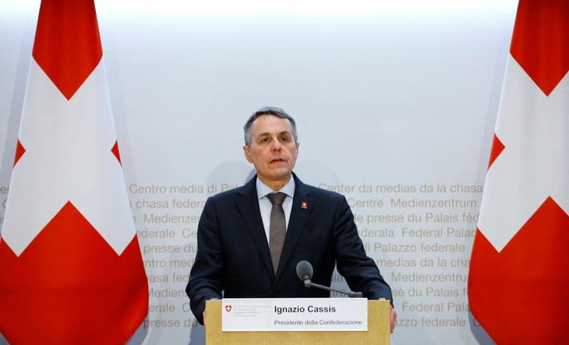 Zvicra heq dorë nga "neutraliteti", do të miratojë të njëjtat sanksione si BE kundër Rusisë