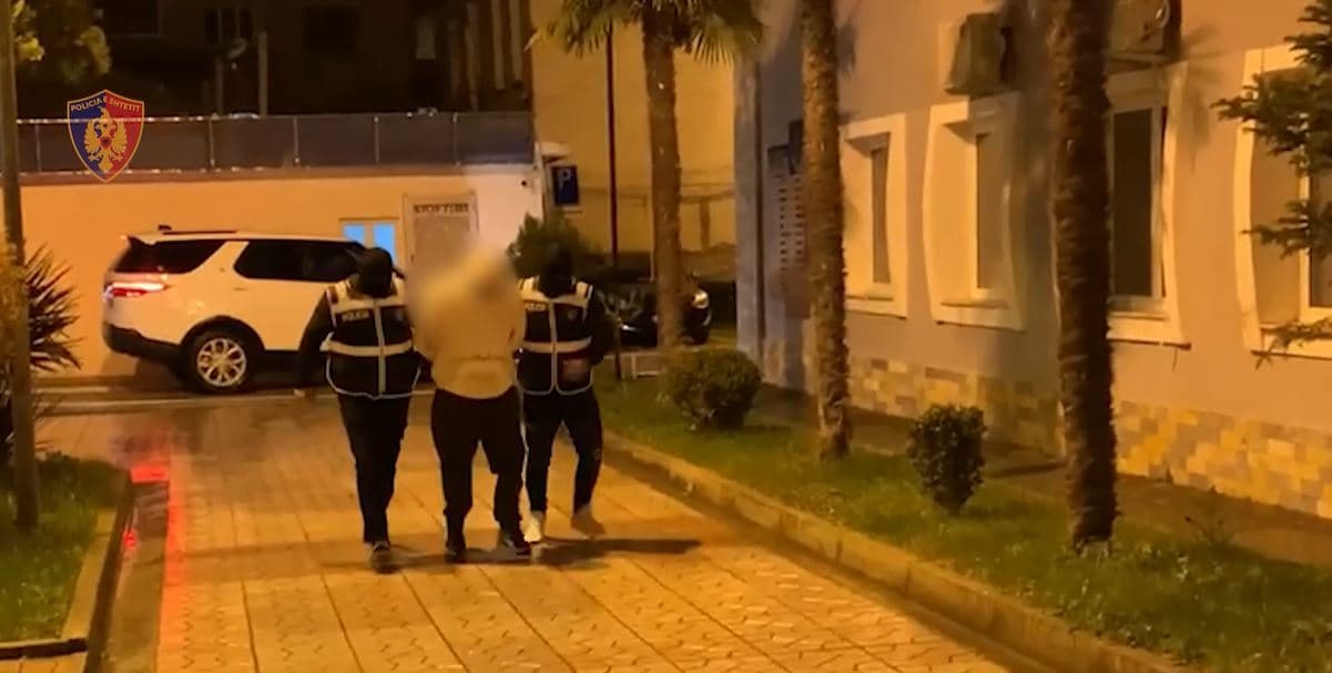 “Target” zbulon kanabis të ndarë në doza gati për shitje, pranga një personi