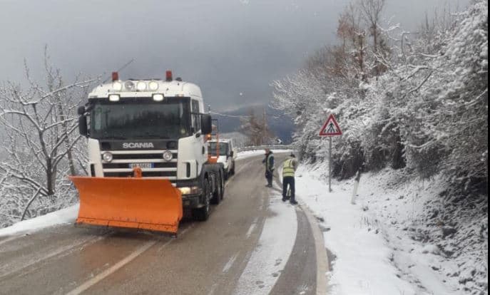 Ulen temperaturat, ARRSH apel drejtuesve: Kujdes, lëvizni me zinxhirë
