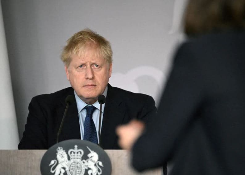 Johnson: Putin është një kriminel lufte