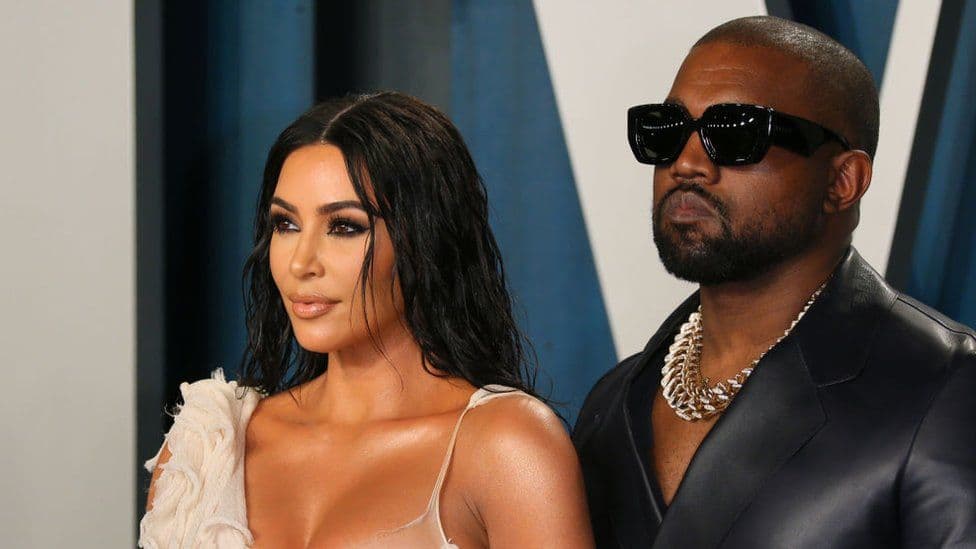 Kim Kardashian zyrtarisht beqare