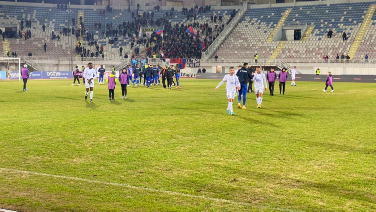Vllaznia rikthehet te fitorja, Dinamo në krizë të thellë rezultatesh
