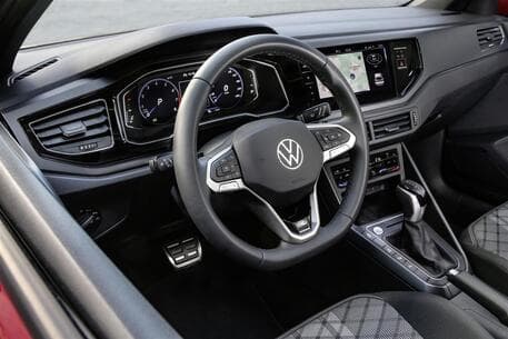 Ukraina, Volkswagen ndërpret prodhimin në Rusi