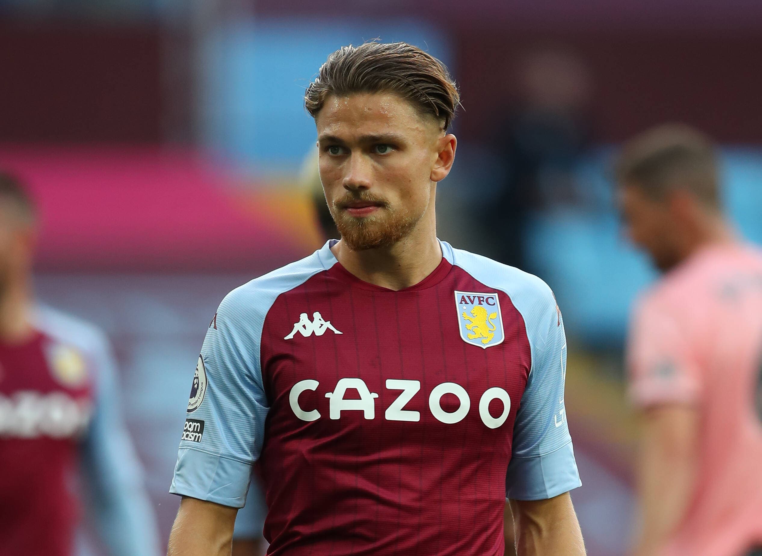 Matty Cash, prioritet për Atleticon