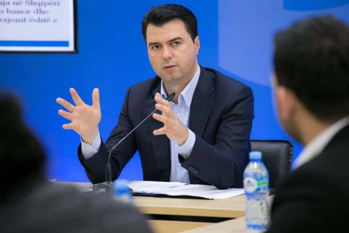 Demokratët-Bashës: Na ke fyer kur thua s’kam humb asnjë garë. Duhet të largohesh si kryetar!
