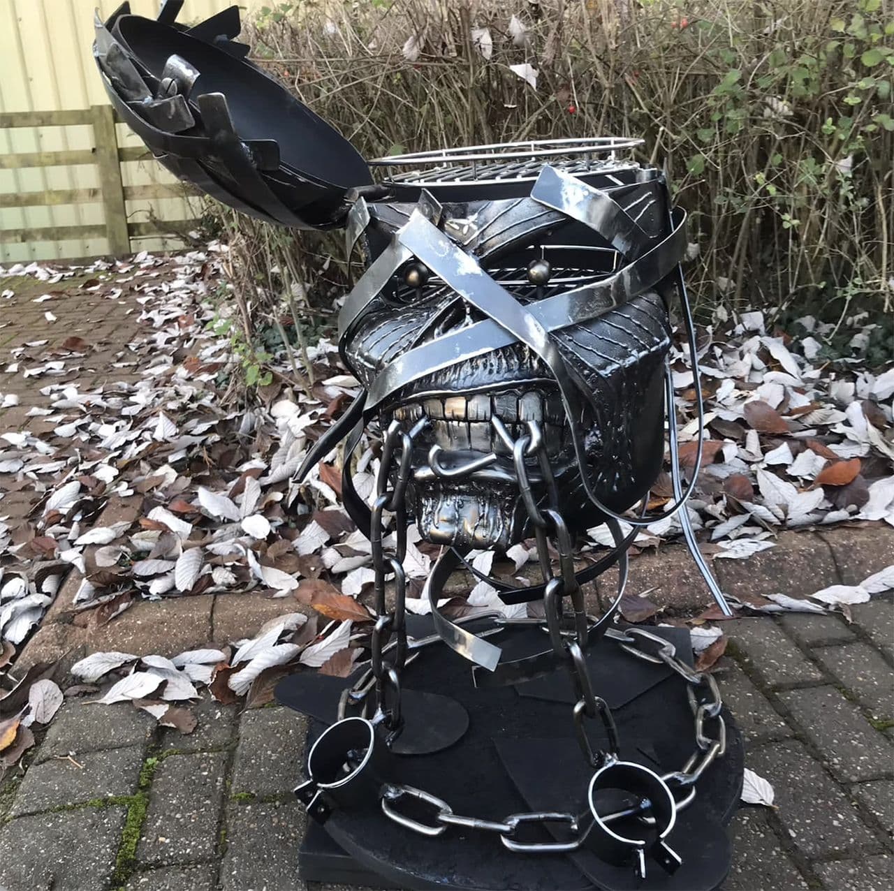 Eddie i Iron Maiden kthehet në skarë (FOTO)