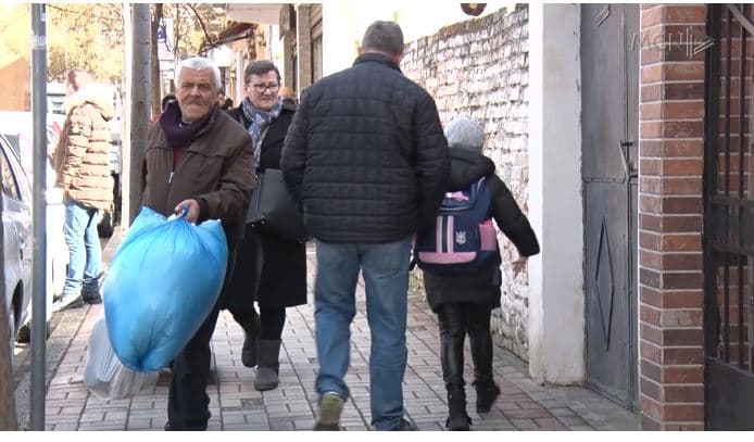 Qeset plastike, s’ka gjoba për qytetarët (VIDEO)