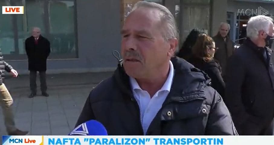 Transporti publik, qytetarët: Presim mbi 30 minuta në stacion, s’e përballojmë dot abonenë me dyfishin e çmimit