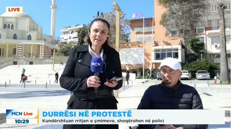 Protesta në Durrës/ Aktivisti: Qytetarët s’tërhiqen, të revoltuar kërkojnë bllokimin e rrugëve (VIDEO)