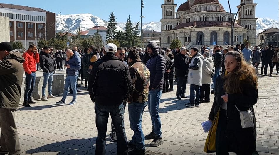 Fermerët e Korçës në protestë, shqetësim rritja e çmimeve dhe inputet bujqësore  