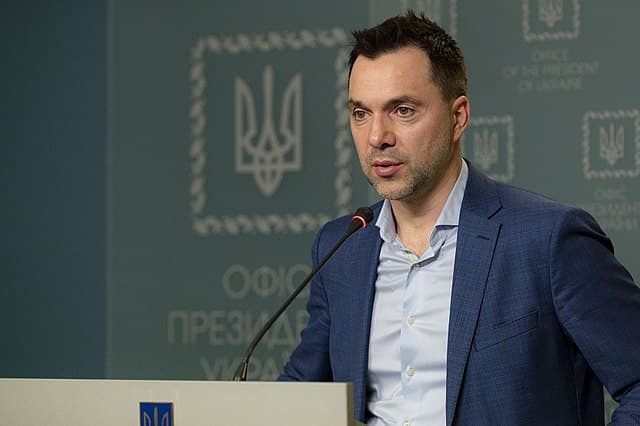 Këshilltari i Zelenskyt: Lufta do përfundojë brenda majit