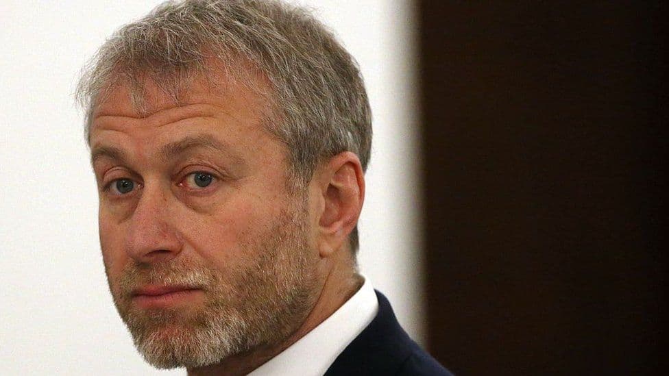 Investigimi i BBC: Zbulohen marrëveshjet korruptive që e bënë Abramovich-in miliarder