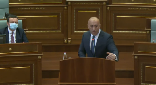 Debat i ashpër në Kuvendin e Kosovës, Haradinaj-Kurtit: Duhet të ishe në burg!