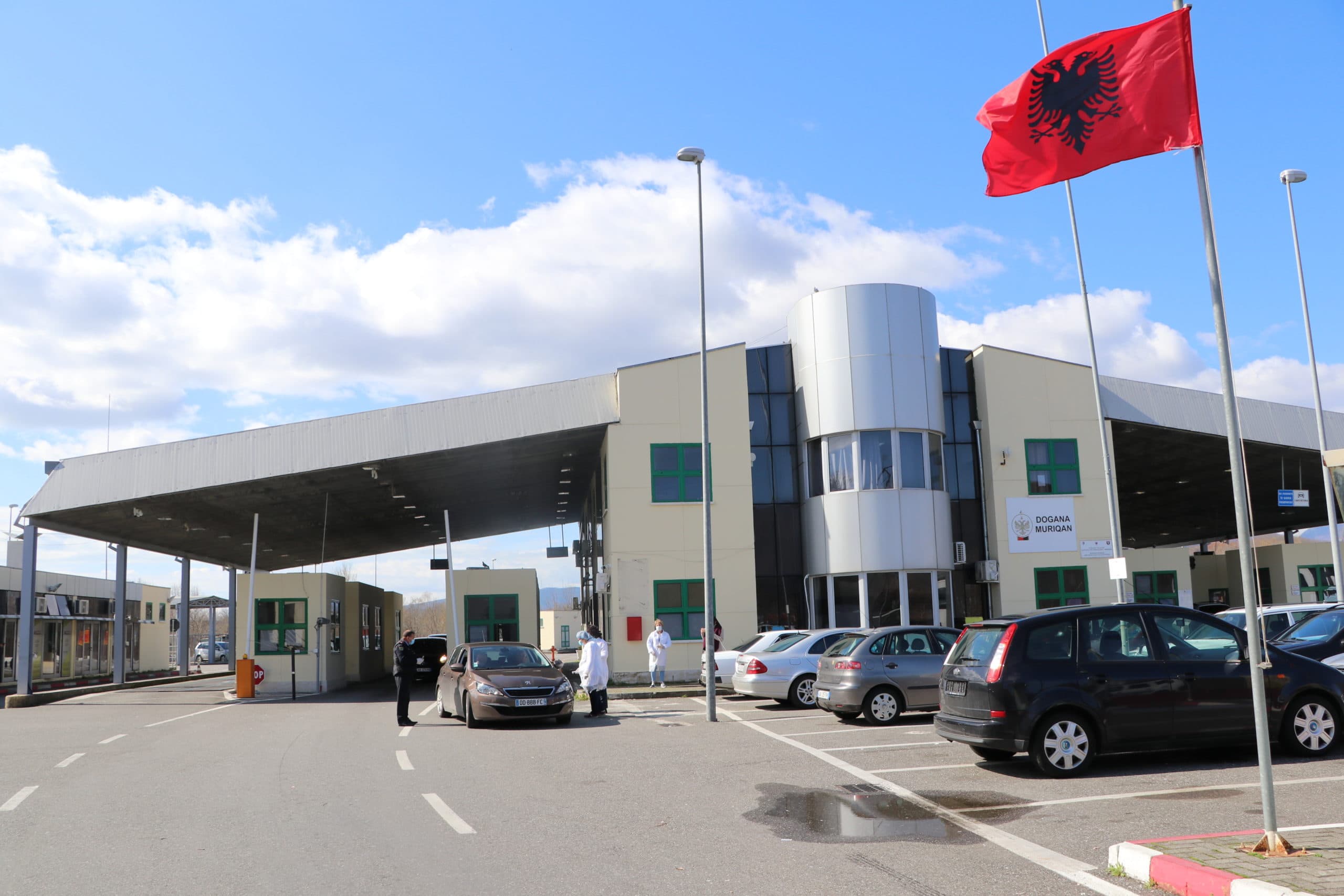 Në kërkim për vjedhje me dhunë, arrestohen në Muriqan 40-vjeëari