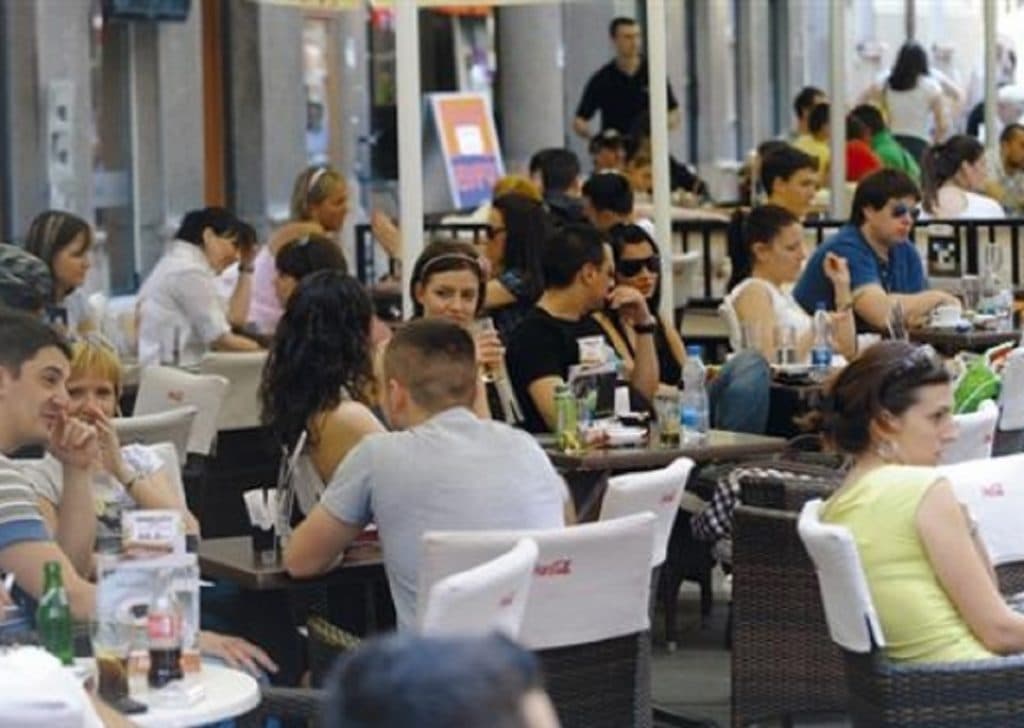 1/3 e të rinjve shqiptarë vetëm me arsim fillor, INSTAT: Shqipëria e katërta në rajon për papunësi (VIDEO)