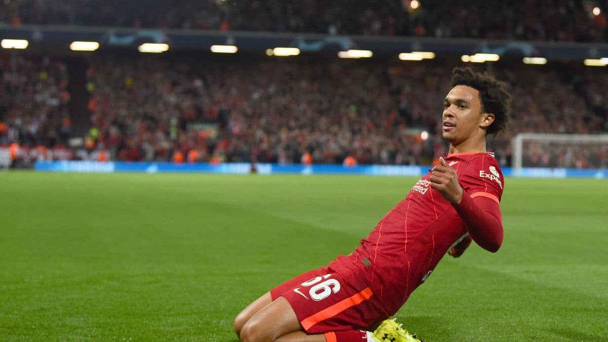 Klopp mbron lojtarin e Liverpool: Nuk mund t’i pranoj kritikat, ma thoni në sy