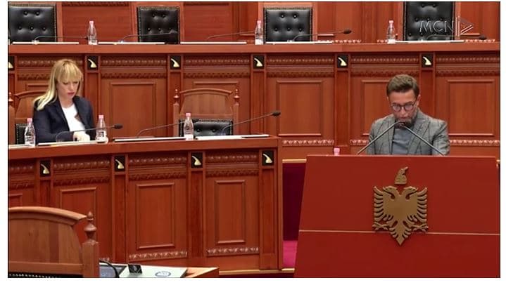 Braçe, interpelancë me ministren Krifca (VIDEO)