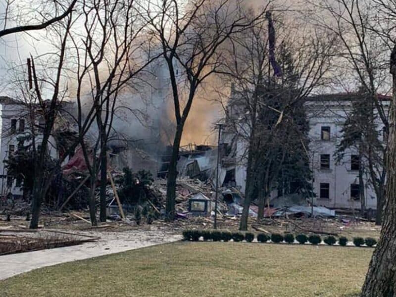 Ministri ukrainas i Mbrojtjes: Në Mariupol vlerësohen 20 mijë civilë të vdekur