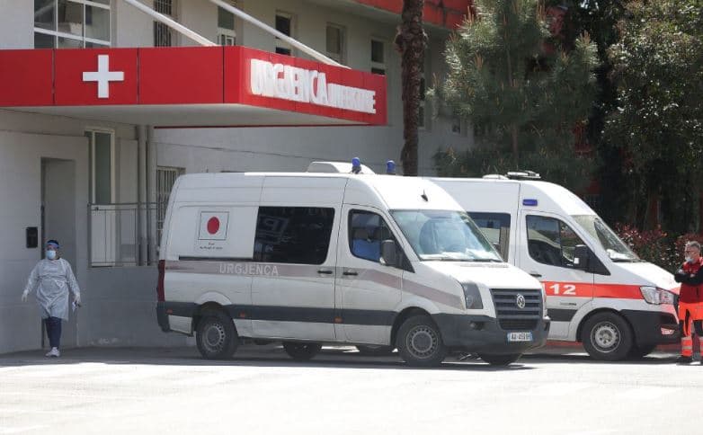 Bie kurba e infektimeve me Covid, asnjë viktimë në 24 orët e fundit