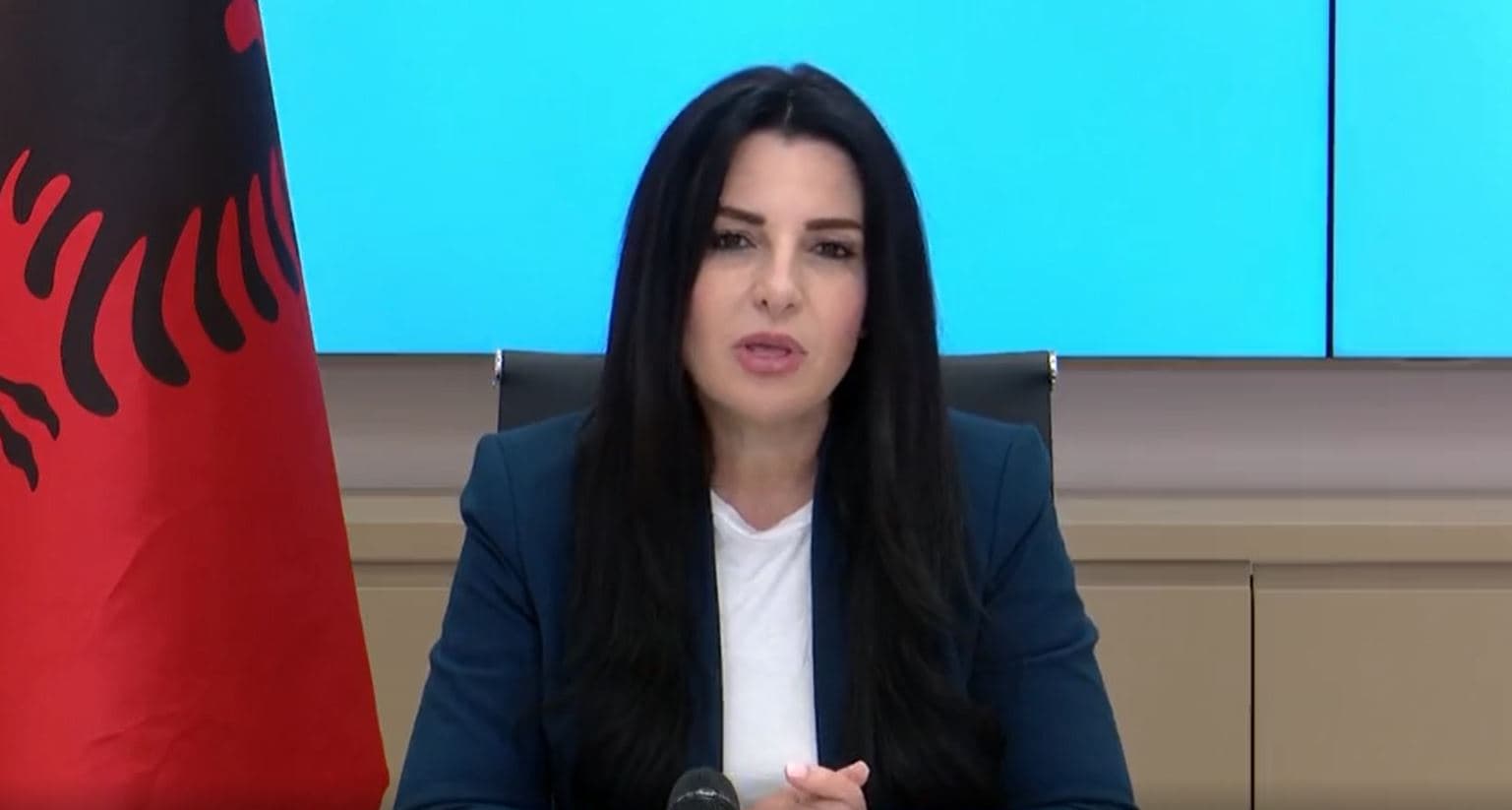 Balluku: Jemi në krizë! Nga sot nisim importin, ndërprerje energjie në akset kombëtare