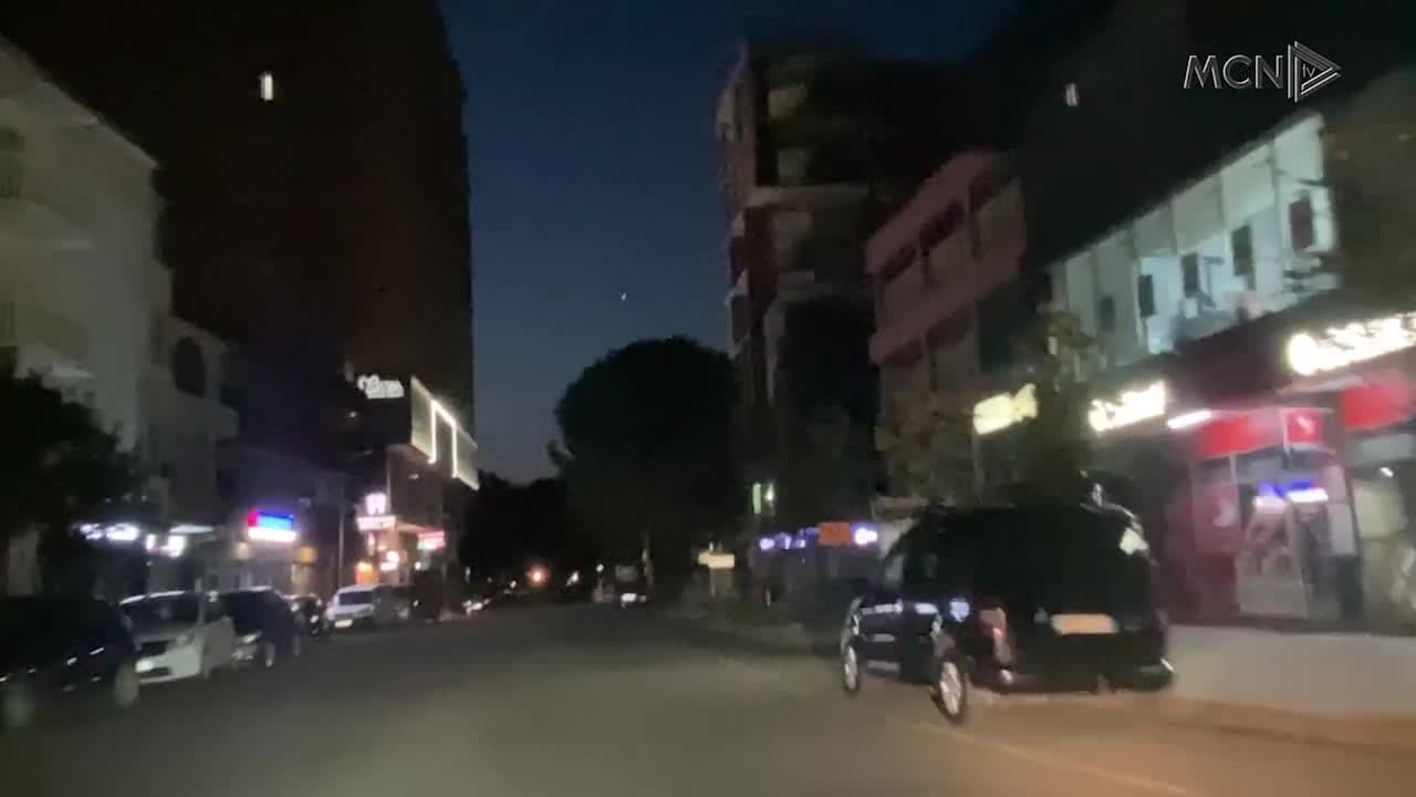 Kriza energjitike errëson rrugët e Lezhës (VIDEO)