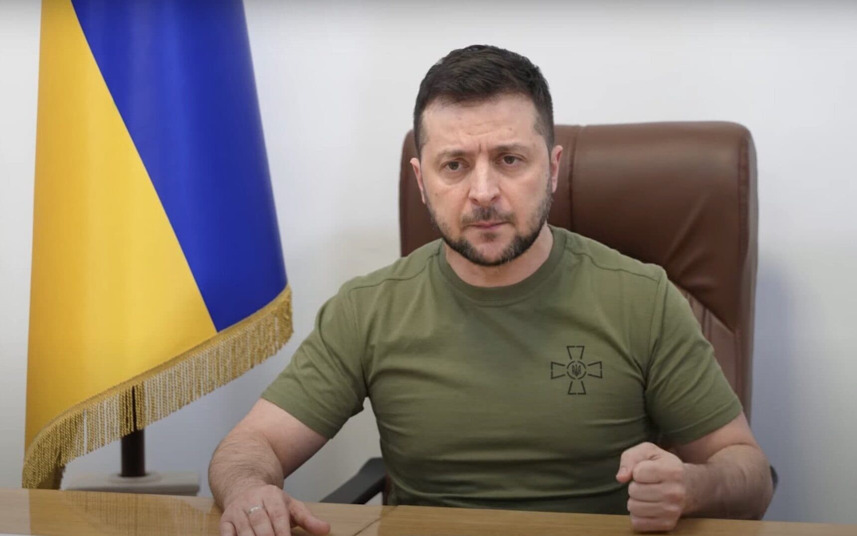 Zelensky denoncon bombardimin e shkollës në Mariupol: Nuk dimë nëse ka të mbijetuar (VIDEO)