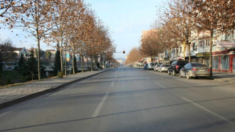   “Dita pa makina” në Tiranë/ Fasha e orareve dhe rrugët ku kufizohet qarkullimi i automjeteve
