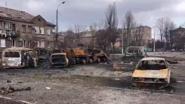 Rrëfimi prekës i vajzës së evakuuar nga Mariupol: Fëmijët po vdesin nga dehidratimi