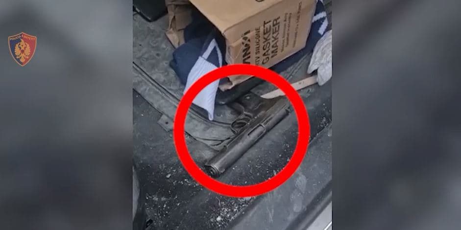 Lëvizte me armë zjarri në Tiranë, arrestohet 46-vjeçari/ Policia i gjen kallashnikov në banesë 