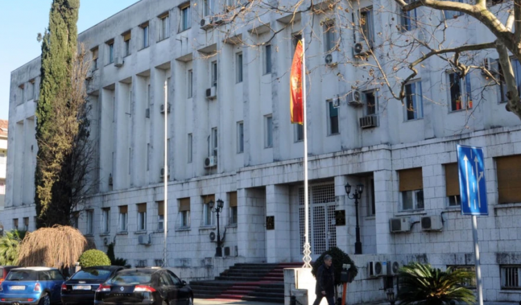 Mali i Zi refuzon kërkesën e Beogradit për hapjen e tre qendrave të votimit në Serbi