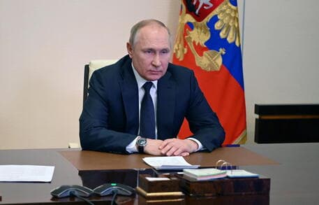 Putin: Nuk do të pranojmë pagesa në dollarë dhe euro për gazin
