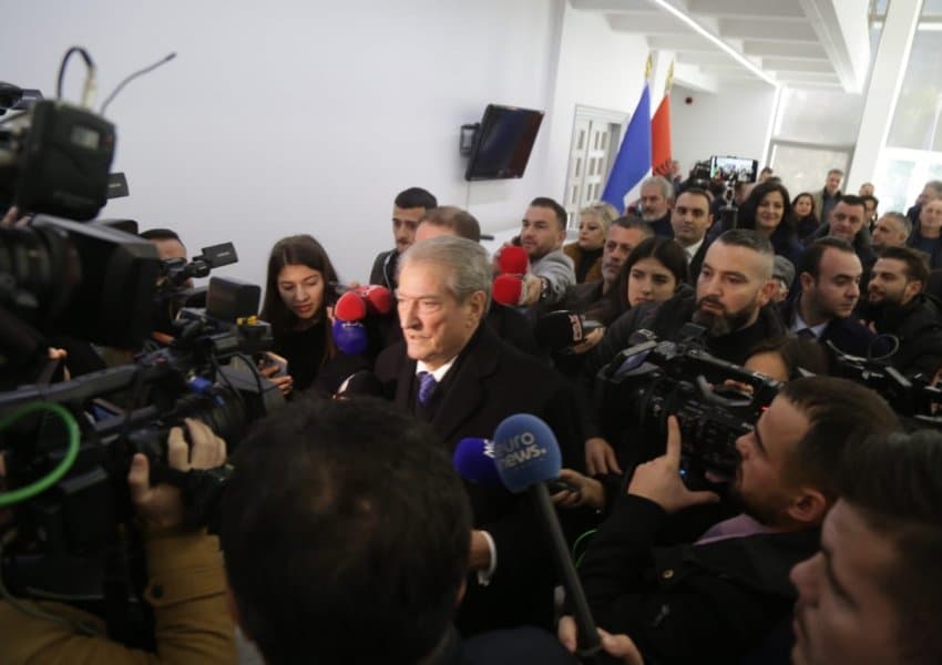 Njohu Komisionin e Rithemelimit, Bardhi ankesë në ILD për gjyqtarin Zhukri