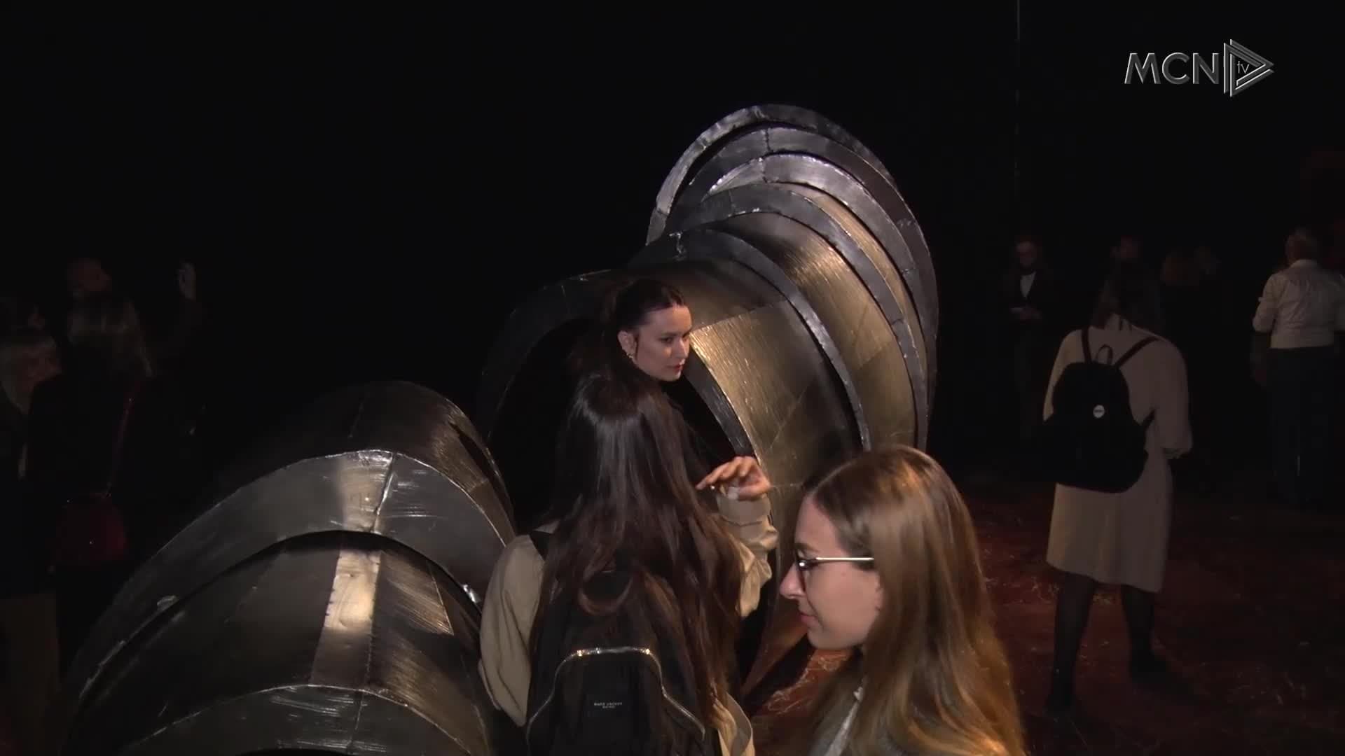 “Një përbindësh” në Kryeministri (VIDEO)