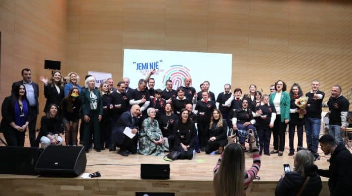  Me organizim të Këshillit të Europës nis në Tiranë fushata kundër gjuhës së urrejtjes, “Blloko urrejtjen. Fal dashuri!”