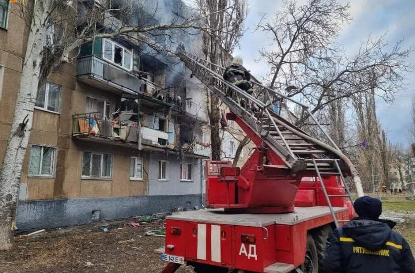 Lufta në Ukrainë, goditet me raketë ndërtesa administrative në Mykolayiv