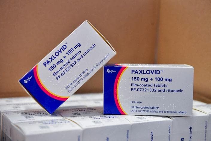 Mbretëria e Bashkuar nis testimin e pilulës Covid të Pfizer te pacientët në spital