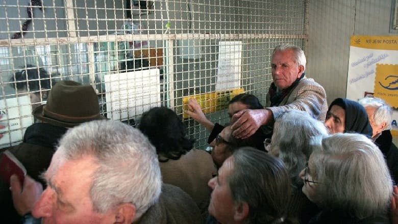 Qeveria, vendim për rritjen e pensioneve/ Kategoritë që përfitojnë