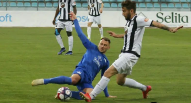 Laçi me një këmbë në finale, mposht Teutën në Kupë