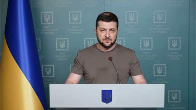 “Do të luftojmë për çdo metër të tokës tonë”, Zelensky paralajmëron për sulm të ri rus në Ukrainën lindore (VIDEO)