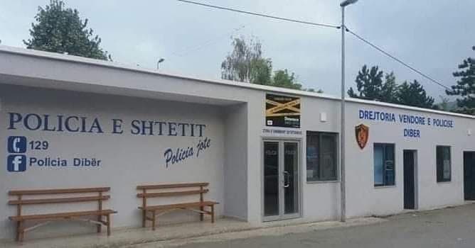 Shembet një masiv dheu, bllokohet Rruga e Arbrit