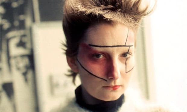 Vdes ikona e modës punk rock, Pamela Rooke