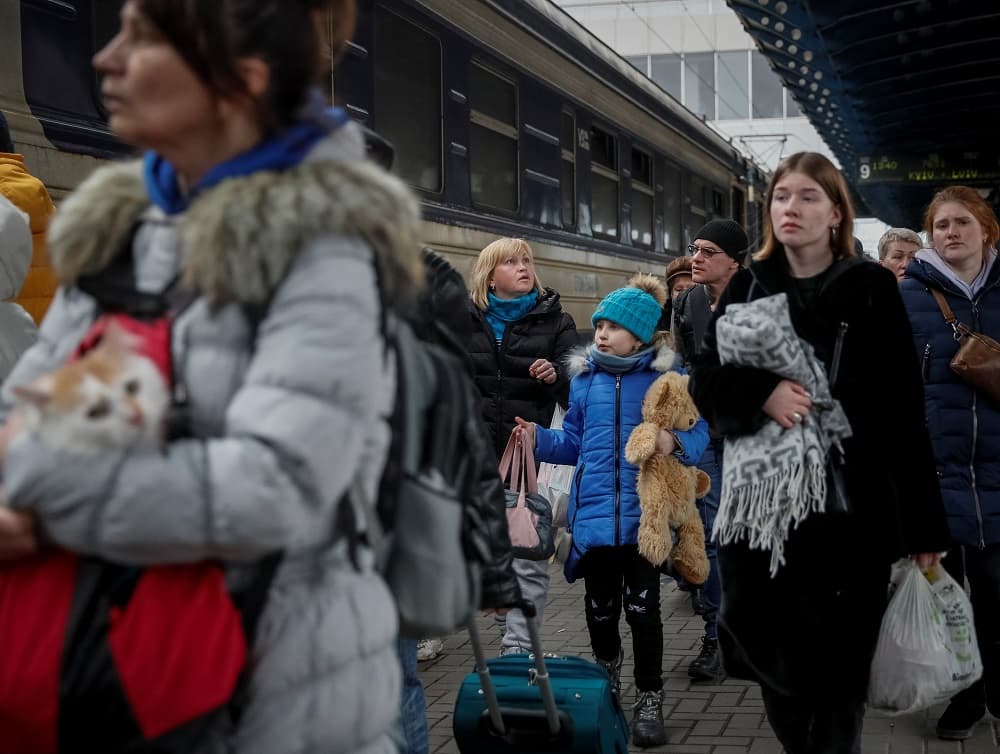 Raporti: Më shumë se 7.1 milionë njerëz janë të zhvendosur brenda Ukrainës