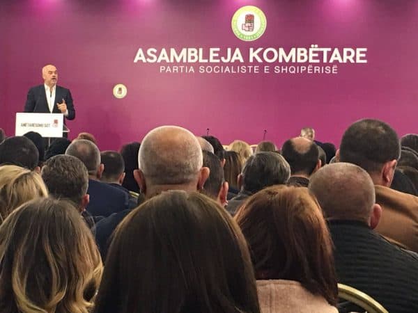 PS mbledh sot Asamblenë, miratohet vendimi për Kongresin e 9 prillit