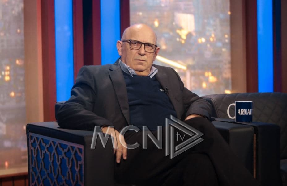 Papagjoni: Media në Shqipëri u jep peshë njerëzve të rëndomtë e budallenj!