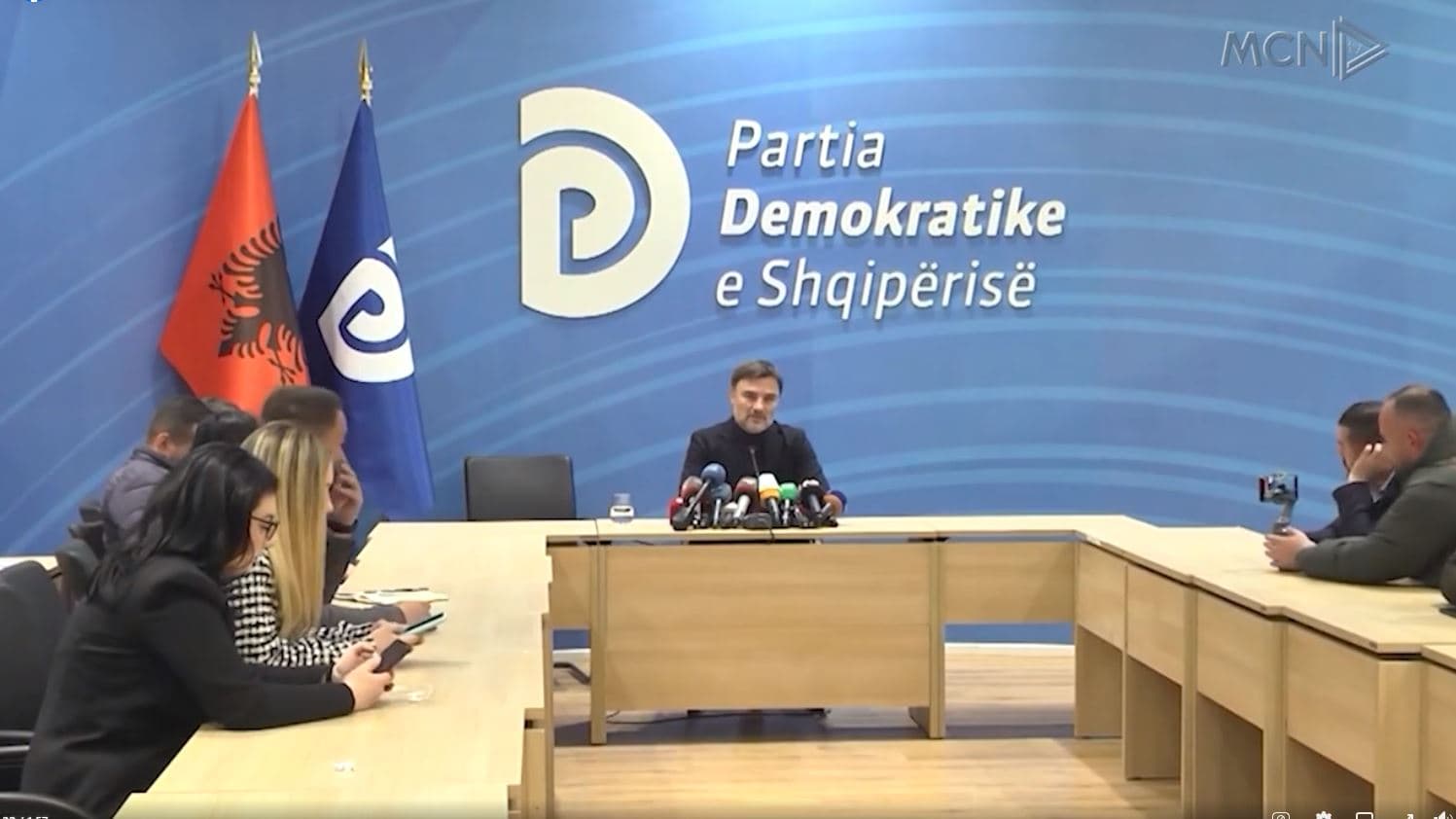 Berisha tentoi shkarkimin e Alibeajt (VIDEO)