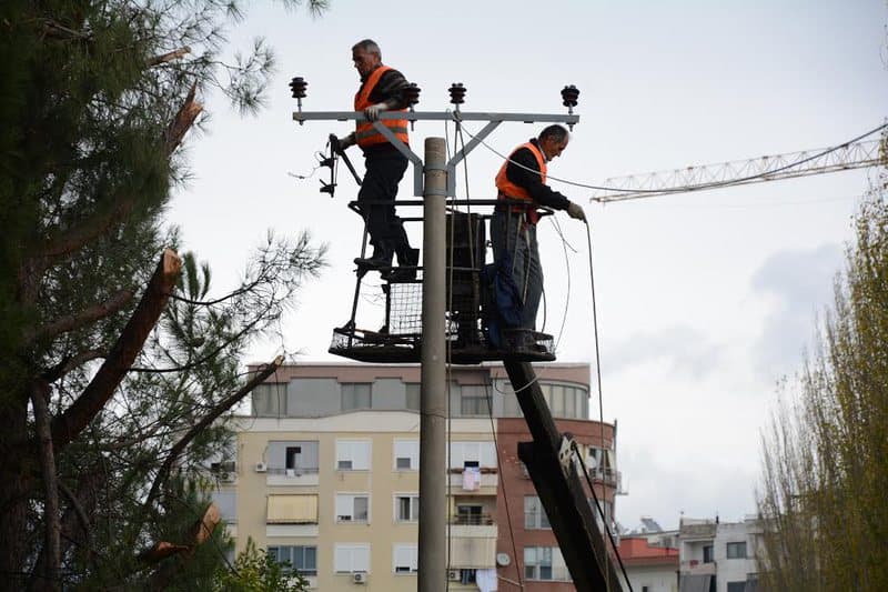 Lezha prej orësh pa energji elektrike