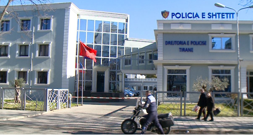 Bie nga kati i dytë i banesës 54-vjeçari në Tiranë