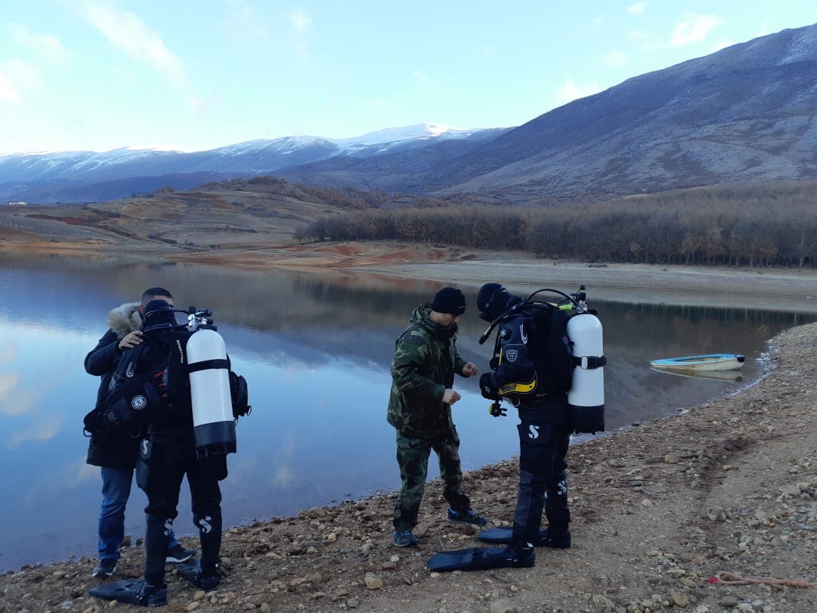 Dibër, identifikohet gruaja që u gjet e mbytur në rezervuar/ Dyshimet e para