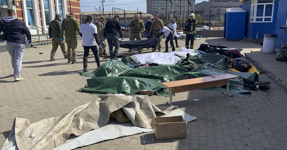 Sulmi me raketa në stacionin e Kramatorsk, konfirmohen 50 të vdekur