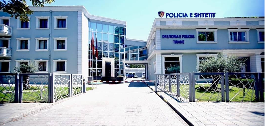 I shpallur në kërkim ndërkombëtar për trafik droge, arrestohet 26-vjeçari në Tiranë